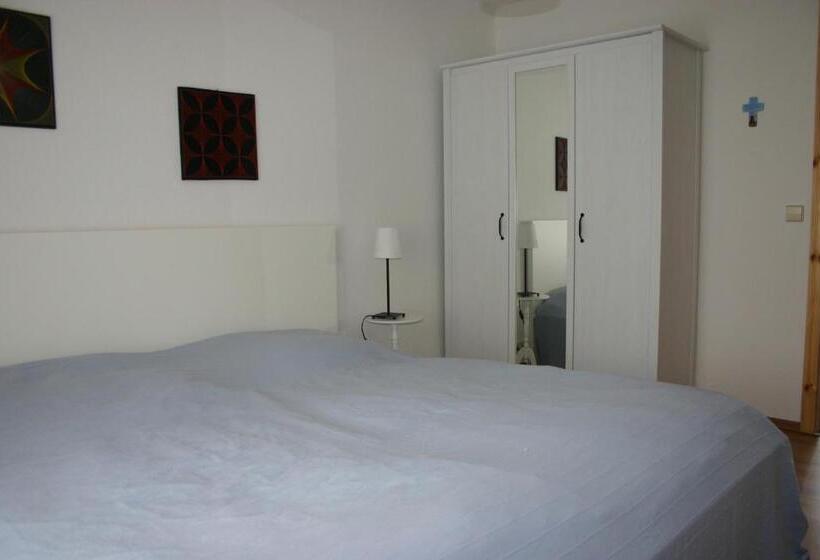 Пансион Apartment Jakobsweg Gbr