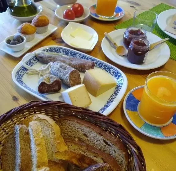 Majatalo Hostal D éller