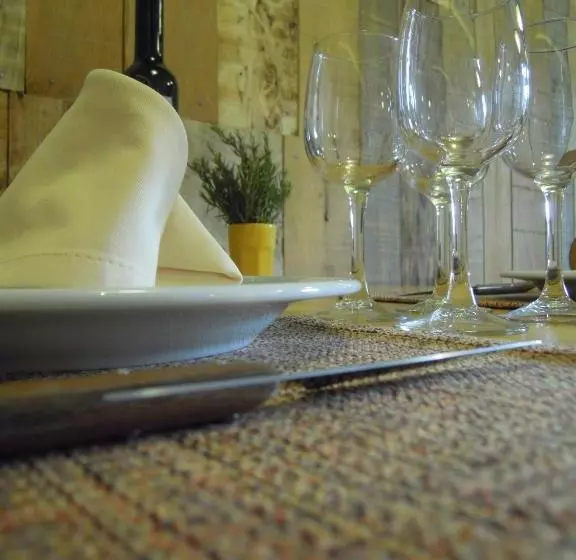 Majatalo Hostal D éller