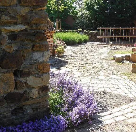 Majatalo Hostal D éller