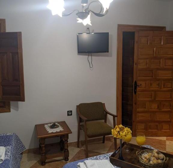 پانسیون Hostal Moraima