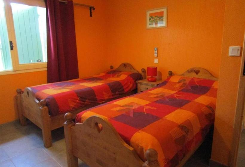 פנסיון Lou Quinsou