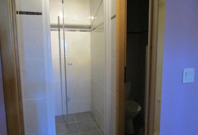 פנסיון Lou Quinsou