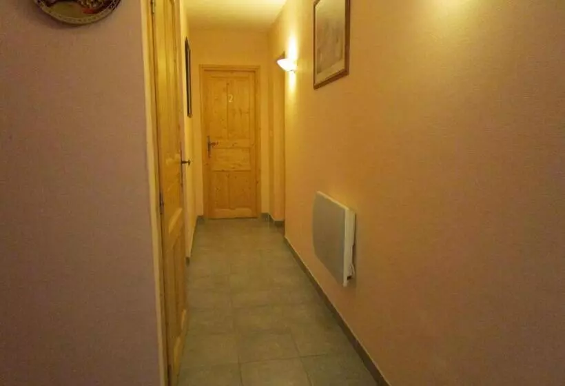 Majatalo Lou Quinsou