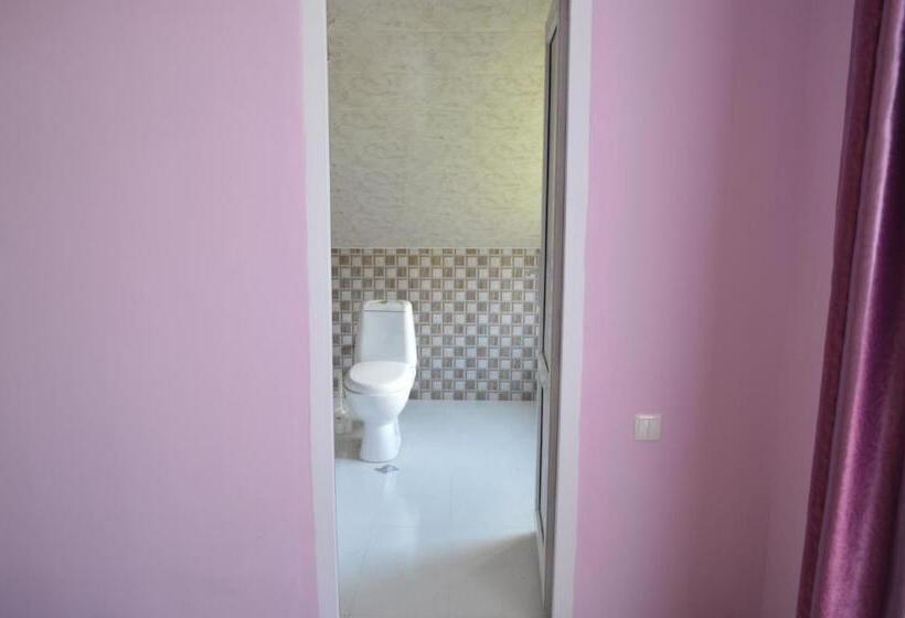 پانسیون Mari Guest House