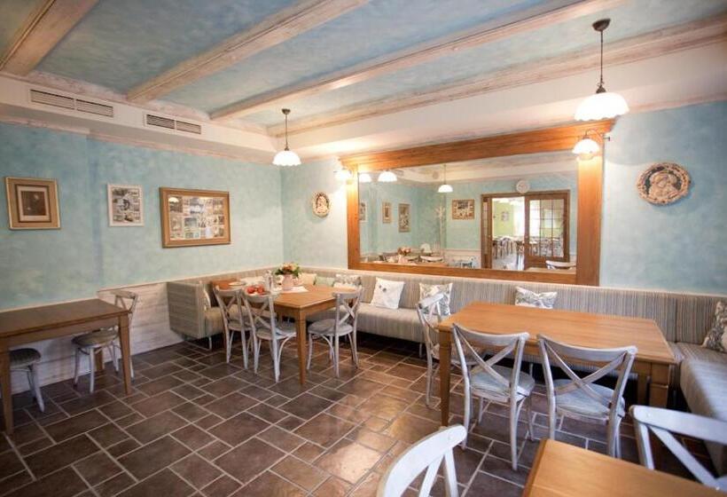 Majatalo Penzion Pod Hůrkou