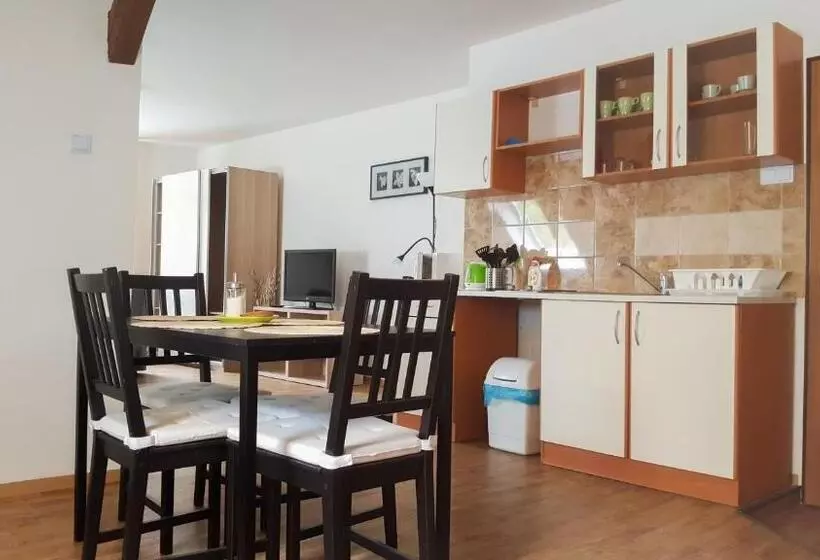 ペンション Penzion Zelený Háj