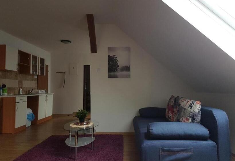 פנסיון Penzion Zelený Háj