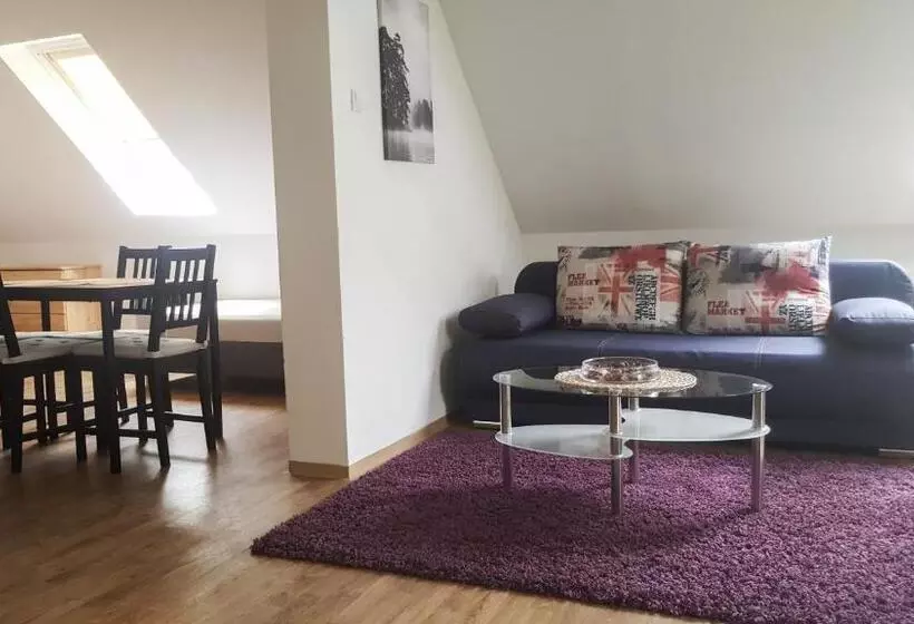 ペンション Penzion Zelený Háj