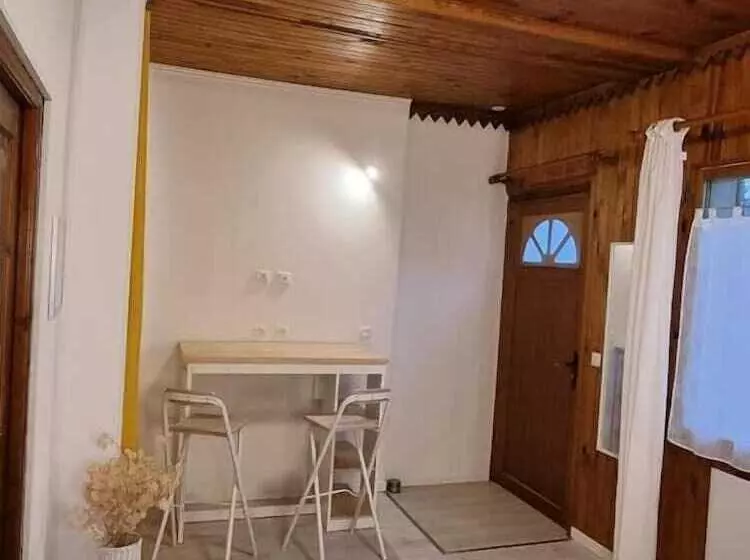 Aamiaismajoitus (B&B) Les Tables Aux Vaches Raviège