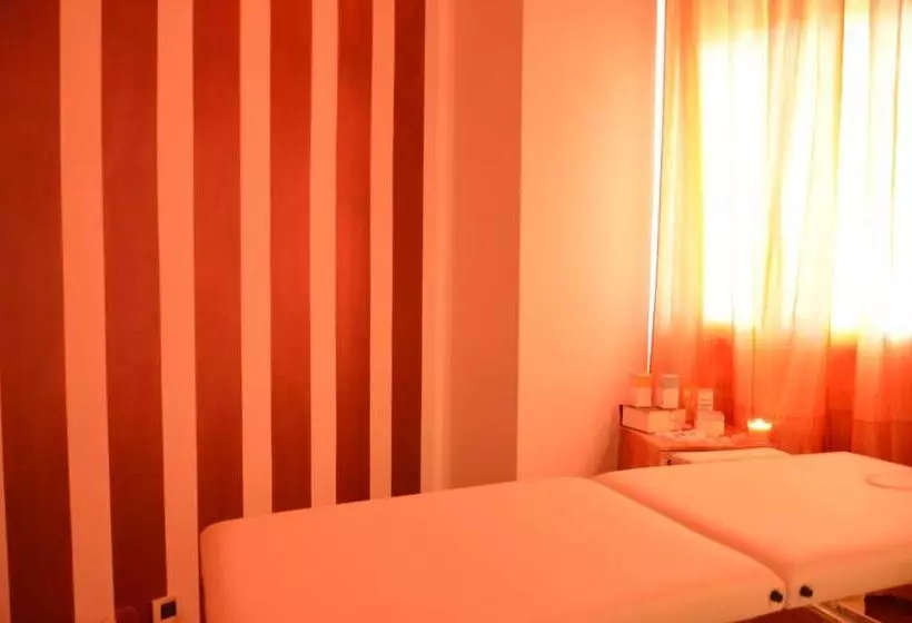 Hotel Mirage