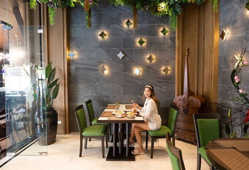 Ananta Burin Resort   Sha Extra Plus