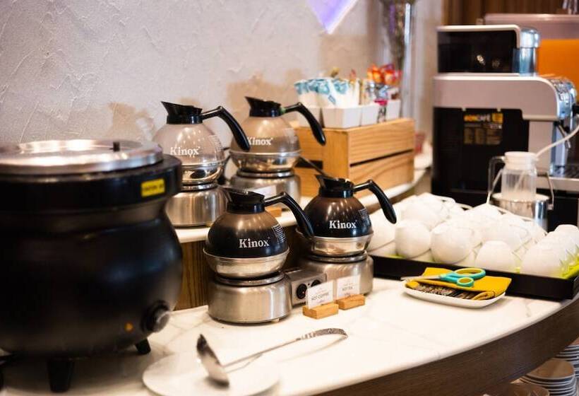 Ananta Burin Resort   Sha Extra Plus