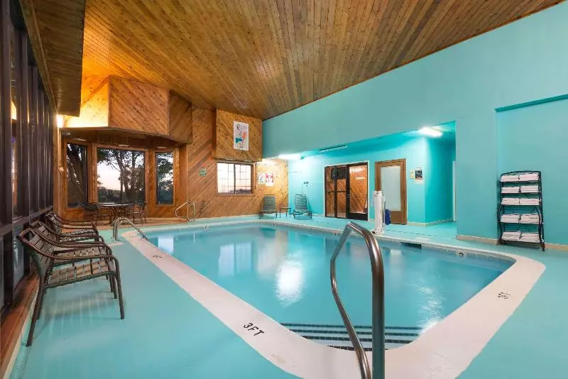 Hotel Baymont By Wyndham Winchester