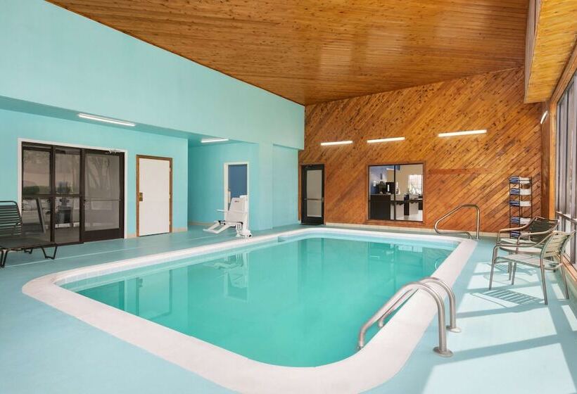 فندق Baymont By Wyndham Winchester