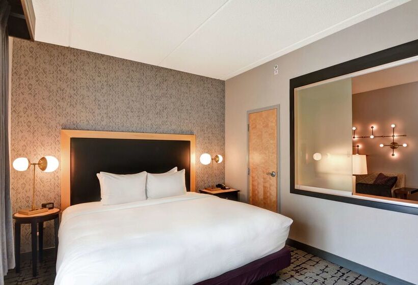 Doubletree By Hilton Hotel Baton Rouge