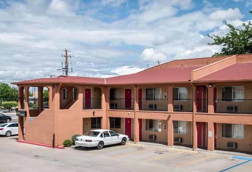 هتل Econo Lodge Midtown Albuquerque