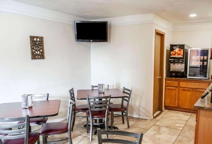 هتل Econo Lodge Midtown Albuquerque