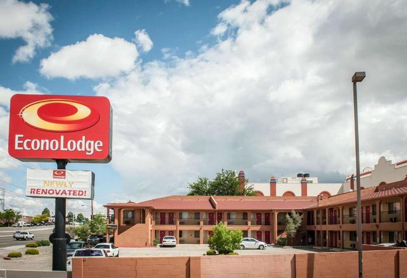 هتل Econo Lodge Midtown Albuquerque