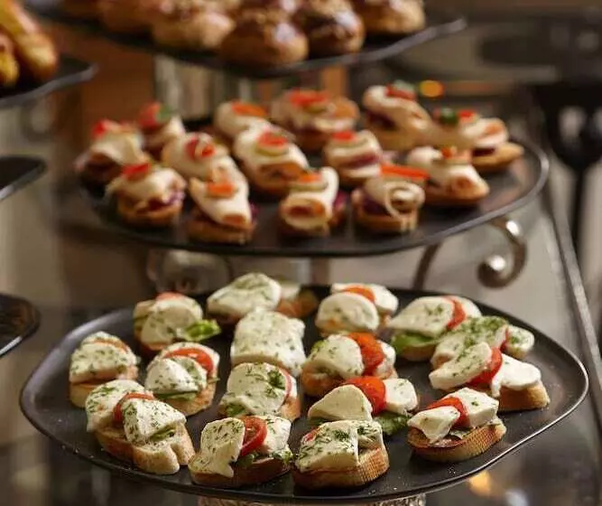 Four Seasons Hotel Istanbul At Sultanahmet