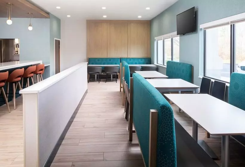 호텔 Holiday Inn   Cheshire   Southington, An Ihg