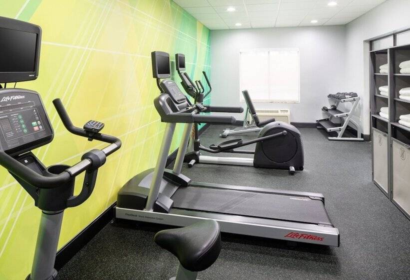 בית מלון כפרי Holiday Inn   Cheshire   Southington, An Ihg