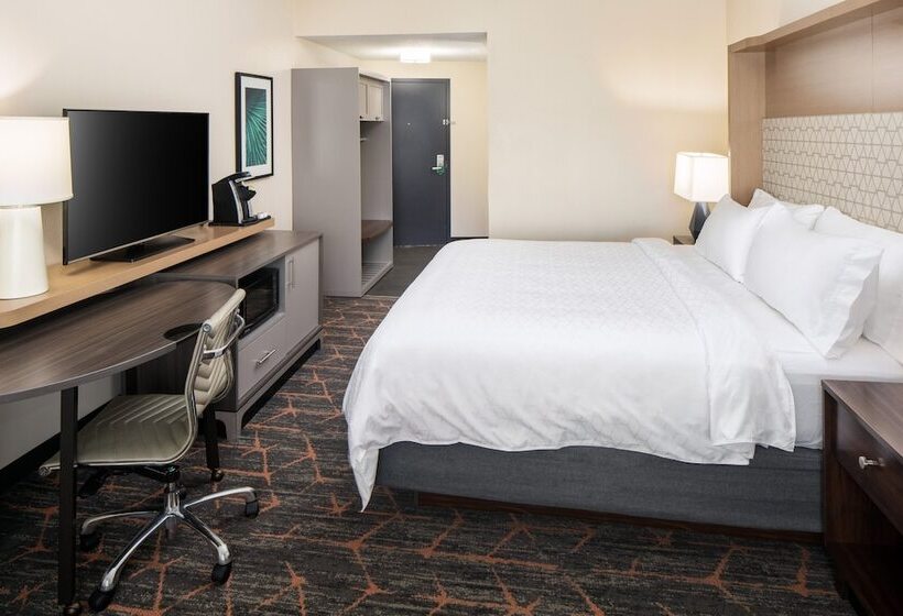 בית מלון כפרי Holiday Inn   Cheshire   Southington, An Ihg