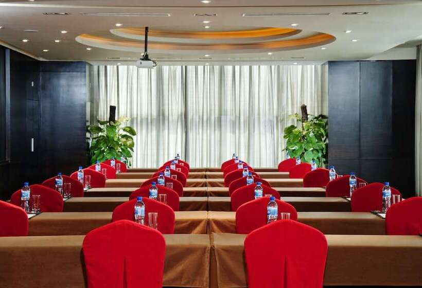 Отель Holiday Inn Xi An Greenland Century City, An Ihg