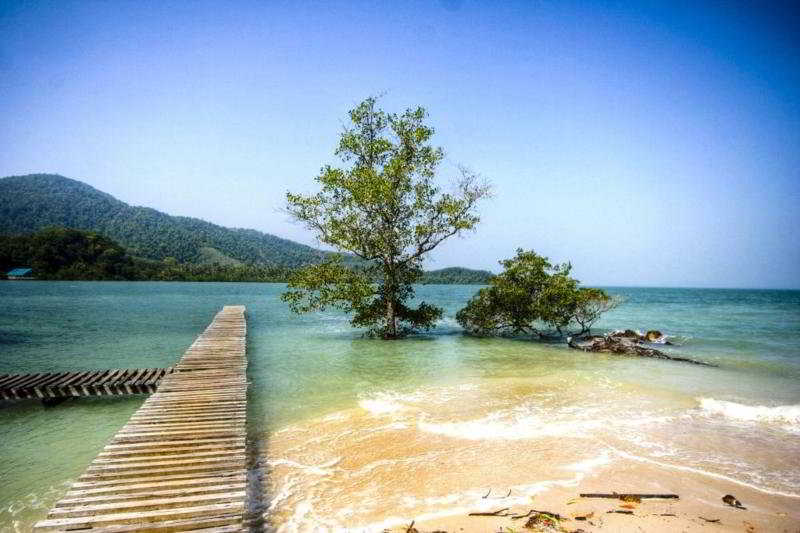 فندق Kooncharaburi Resort