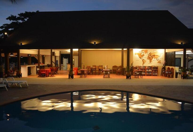 فندق Lanta Il Mare Beach Resort