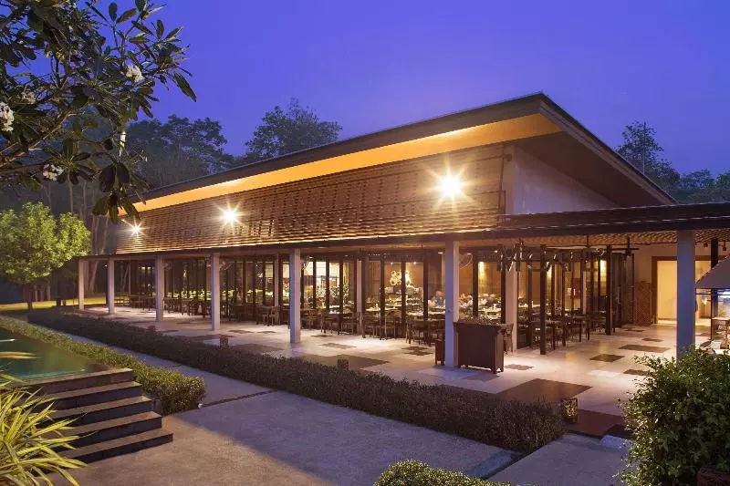 호텔 Mida Resort Kanchanaburi