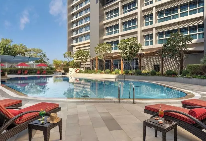 هتل Park Rotana Abu Dhabi