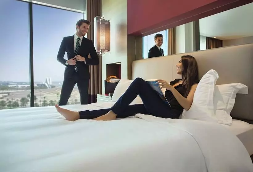 هتل Park Rotana Abu Dhabi