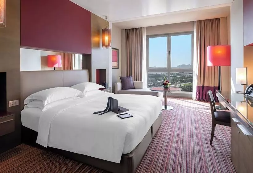 هتل Park Rotana Abu Dhabi