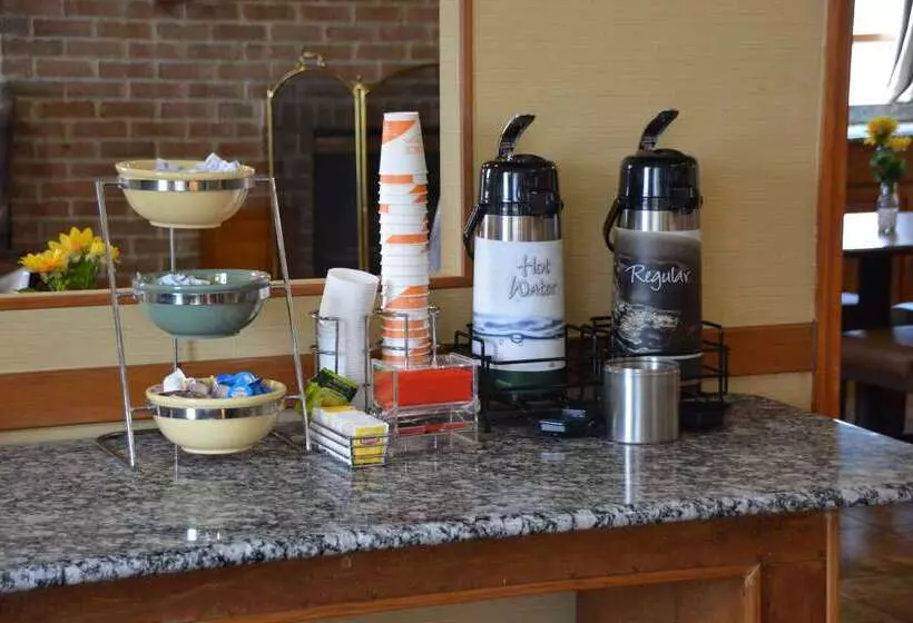ホテル Quality Inn And Suites Dublin