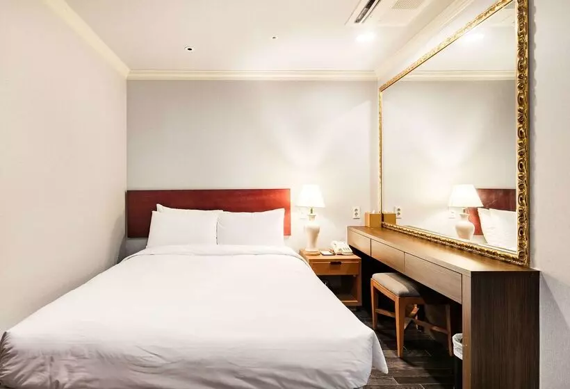 Ramada Hotel And Suites Seoul Namdaemun