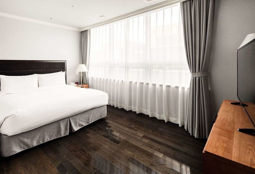 Ramada Hotel And Suites Seoul Namdaemun