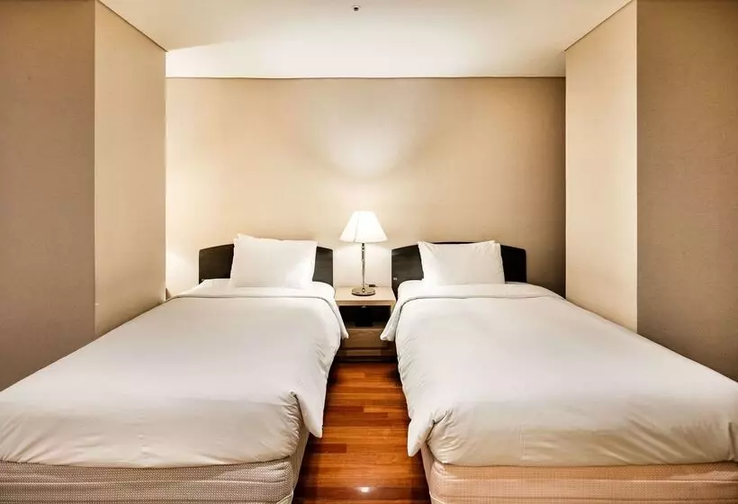 Ramada Hotel And Suites Seoul Namdaemun