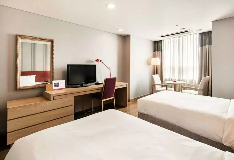 Ramada Hotel And Suites Seoul Namdaemun