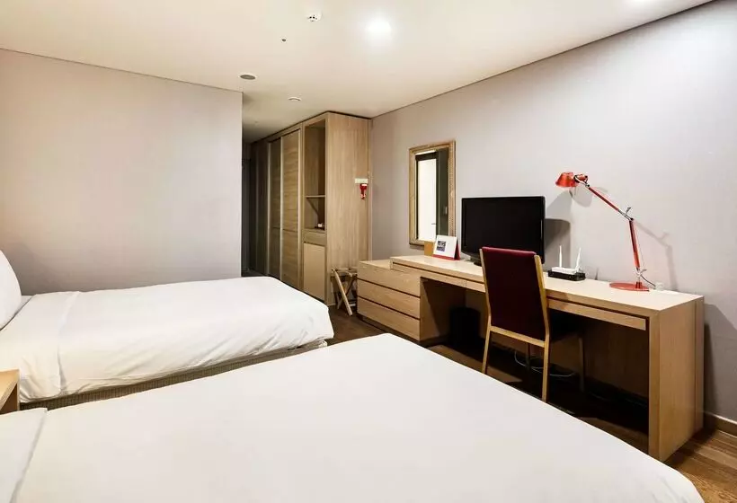 Ramada Hotel And Suites Seoul Namdaemun