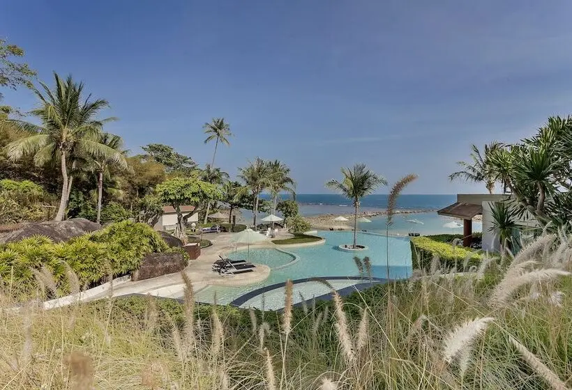 ホテル Shasa Resort   Luxury Beachfront Suites