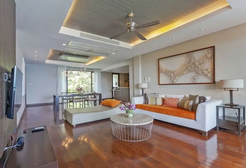 ホテル Shasa Resort   Luxury Beachfront Suites