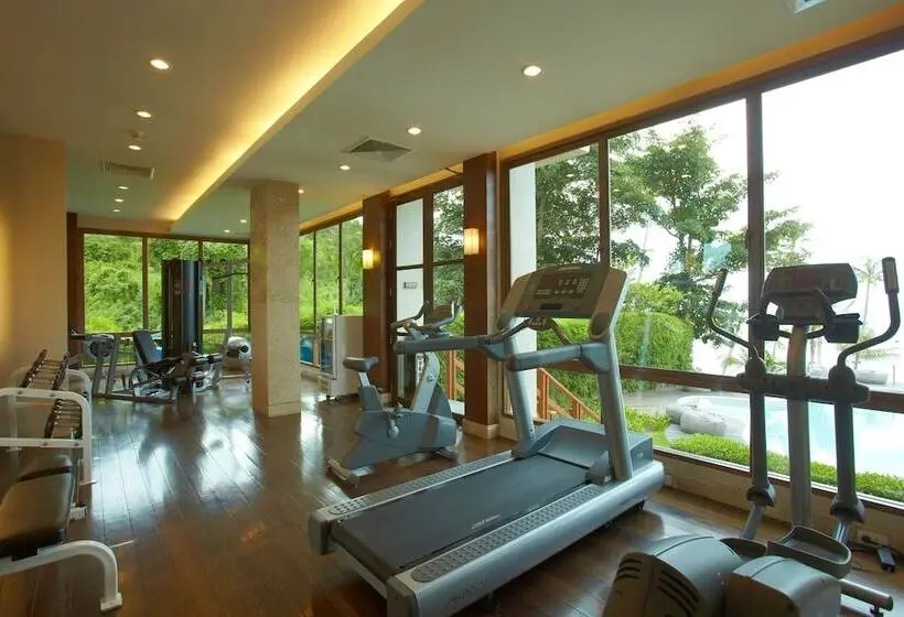 ホテル Shasa Resort   Luxury Beachfront Suites