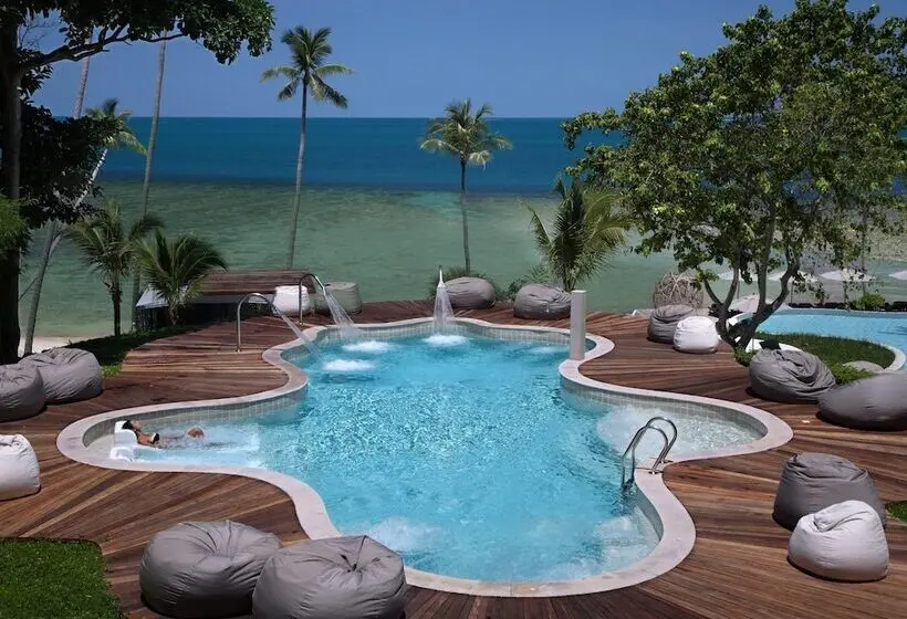 ホテル Shasa Resort   Luxury Beachfront Suites