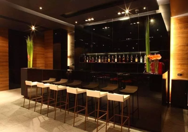 호텔 Shasa Resort Luxury Beachfront Suites