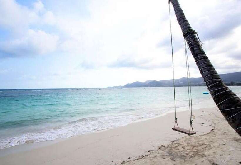 호텔 Shasa Resort   Luxury Beachfront Suites