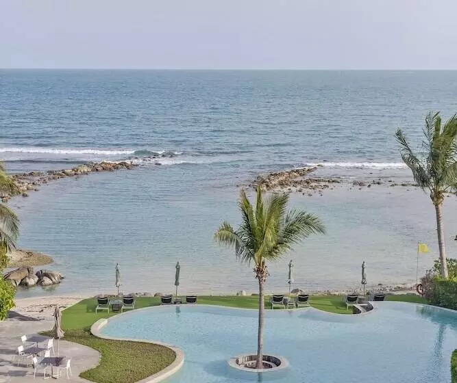 호텔 Shasa Resort Luxury Beachfront Suites