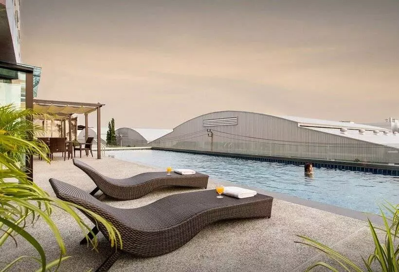 Siam Mandarina Hotel Free Bkk Airport Shuttle