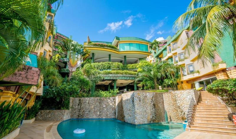 ホテル The Aspasia Boutique Apartments