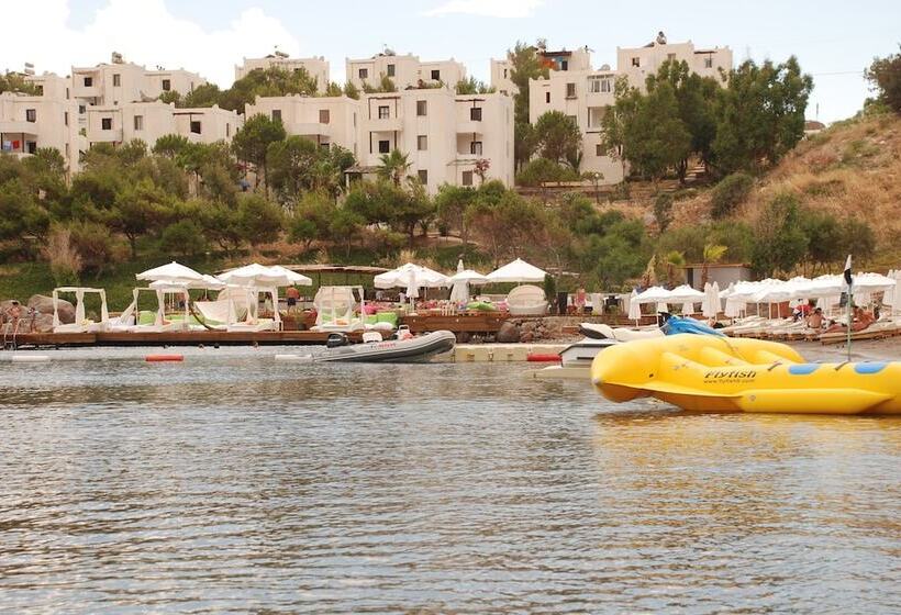 אתר נופש Ladonia Hotels Mio Bianco